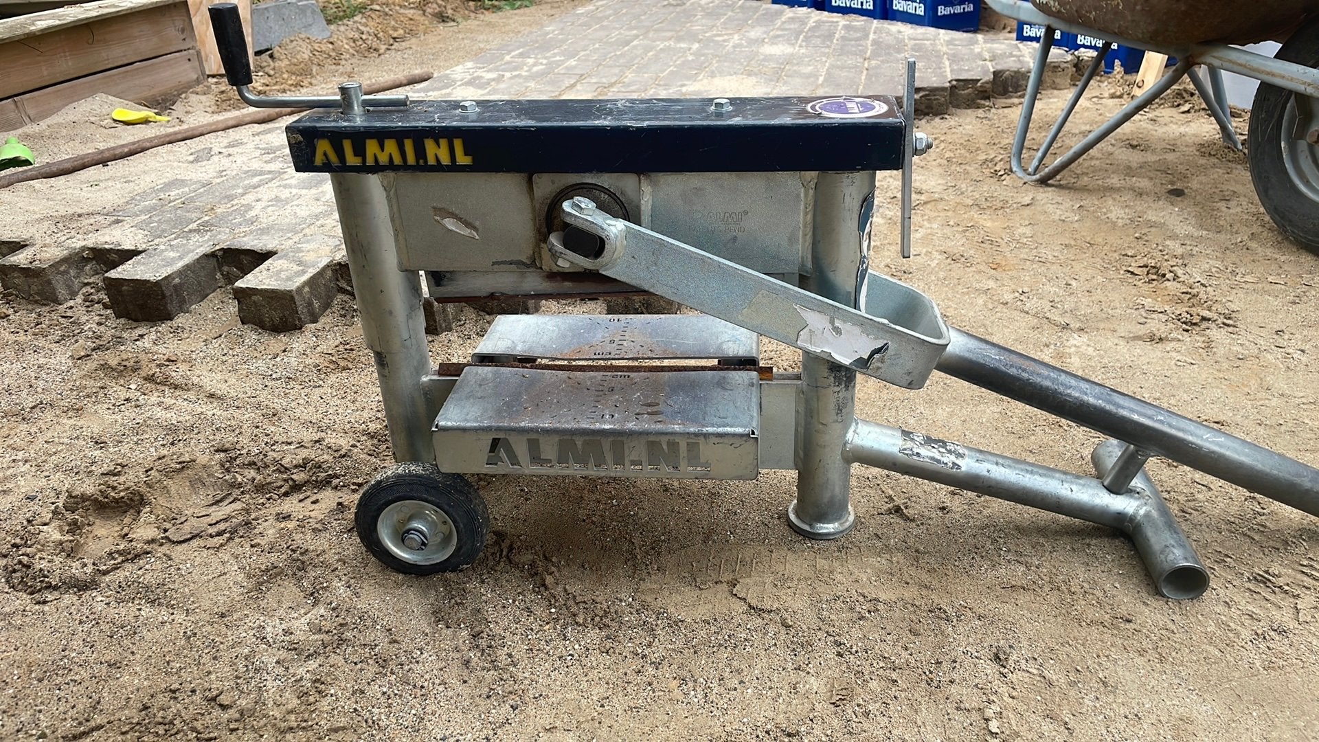 Almi 33 knipper steenknipper stenenknipper, Ophalen of Verzenden, Zo goed als nieuw