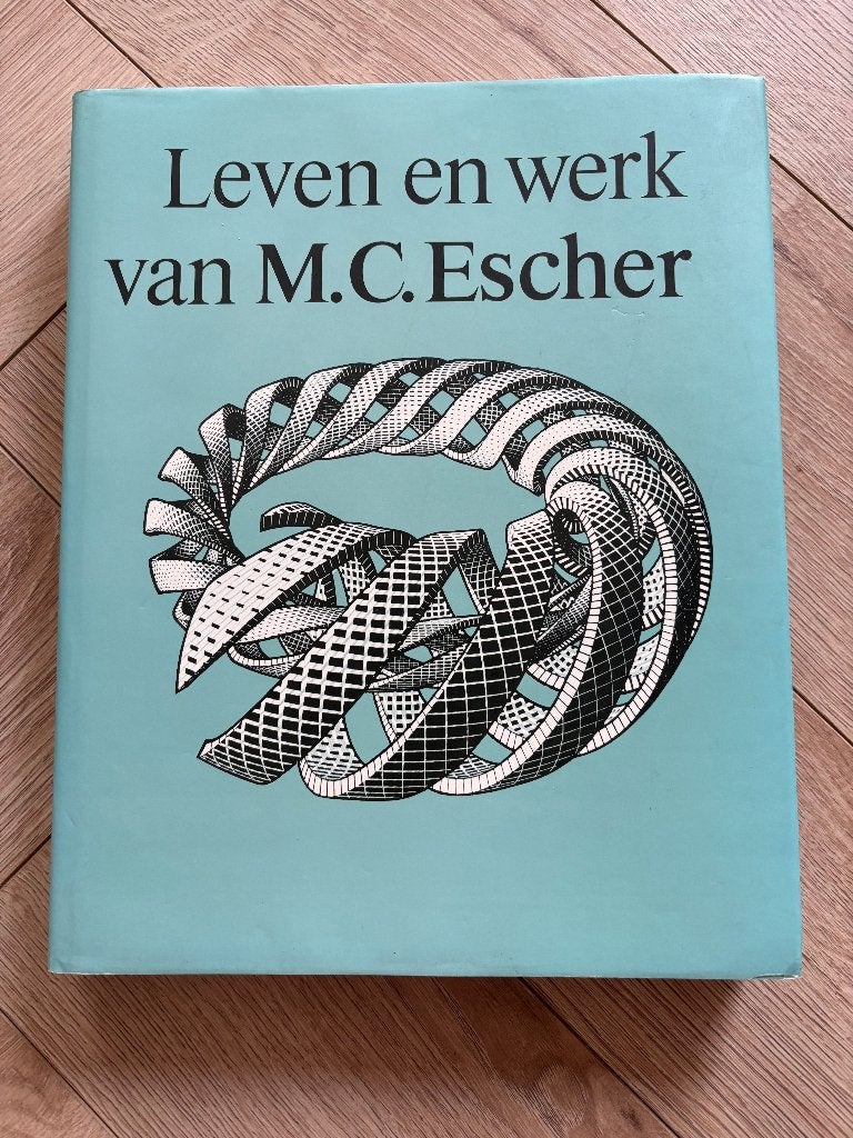 Boek Leven en werk van M.C. Escher F. Bool J. Kist F. Wierda, Ophalen of Verzenden, Zo goed als nieuw, F.H. Bool; Jan R. Kist; F. Wierda.