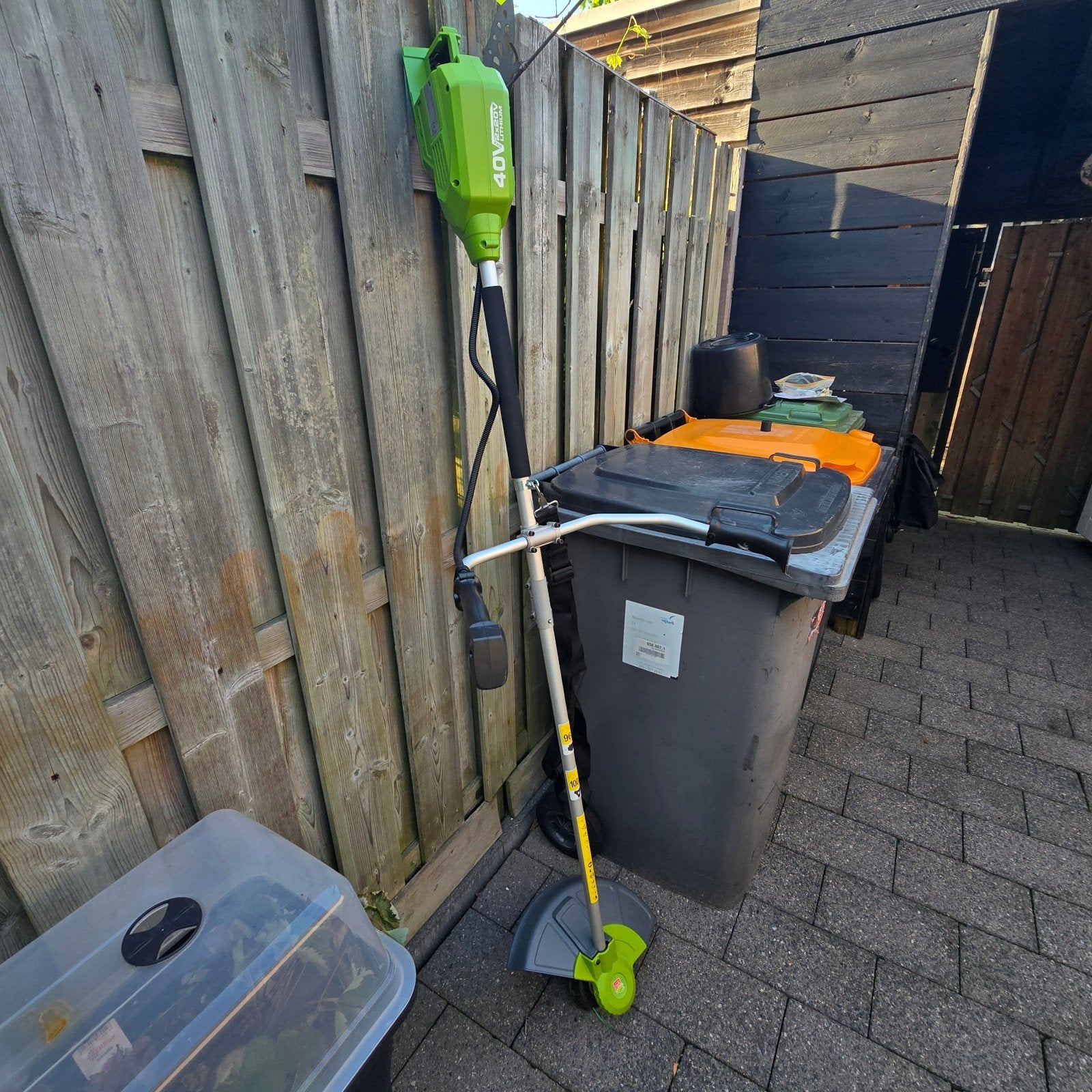 Central Park 40V Accu Grastrimmer/Bosmaaier 2-in-1, Ophalen, Central Park, Accu, Zo goed als nieuw
