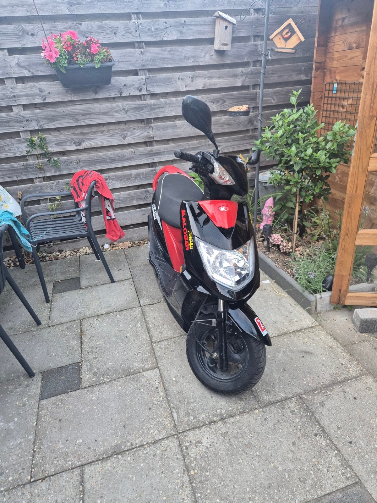 Kymco scooter - Zwart/Rood, goed onderhouden, Ophalen