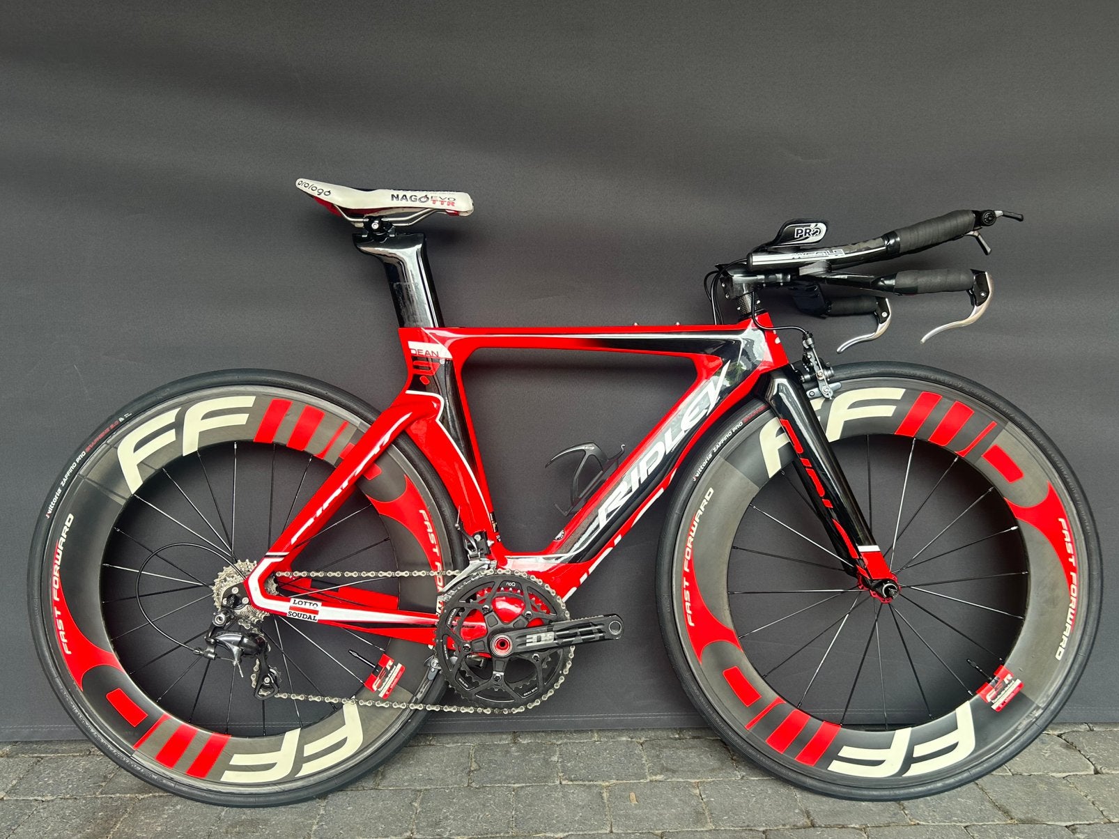 Tijdritfiets RIDLEY - aangeboden met of zonder wielen - ZGAN, Fietsen en Brommers, Fietsen | Racefietsen, Carbon, Zo goed als nieuw