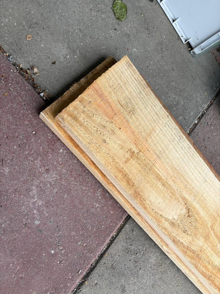 600cm lang 2 nieuwe Vuren Plank - 200 mm breed , 20 mm dik, Doe-het-zelf en Verbouw, Hout en Planken, Gebruikt, 25 tot 50 mm, Ophalen of Verzenden