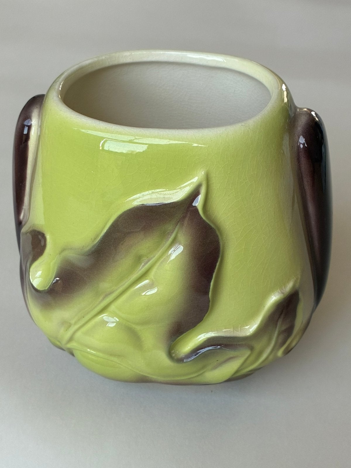 3D vaas Vintage Royal Copley Groen Keramiek, Antiek en Kunst, Antiek | Vazen, Ophalen of Verzenden