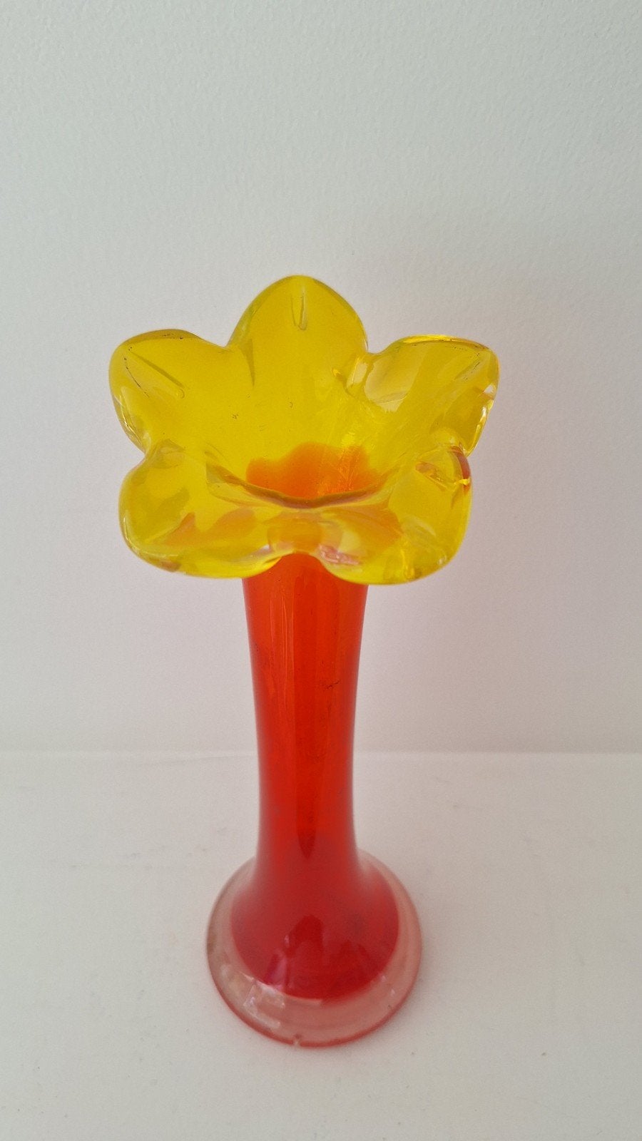 Vintage Murano stijl vaasje rood geel bloem, Antiek en Kunst, Ophalen of Verzenden
