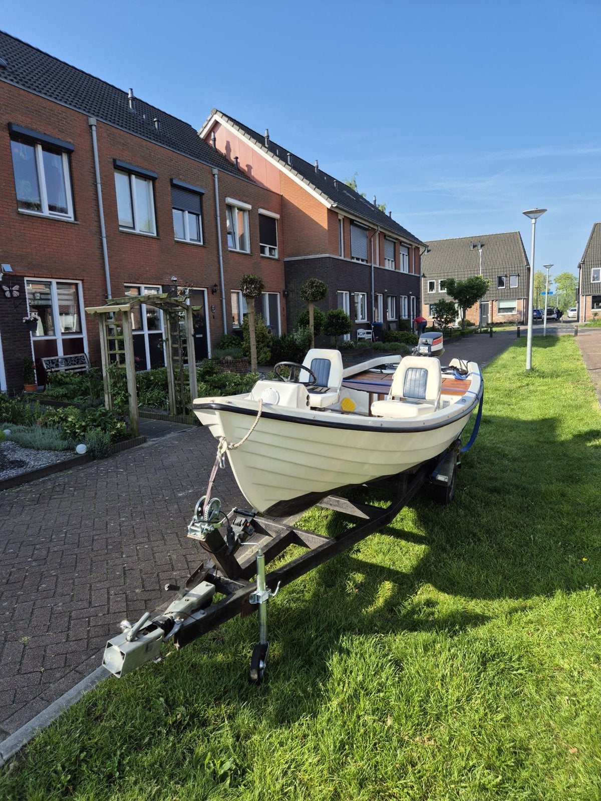 Mooie Sloep met Yamaha buitenboordmotor en trailer, Watersport en Boten, Sloepen, Kussenset, Ophalen, Overige merken, Overige typen