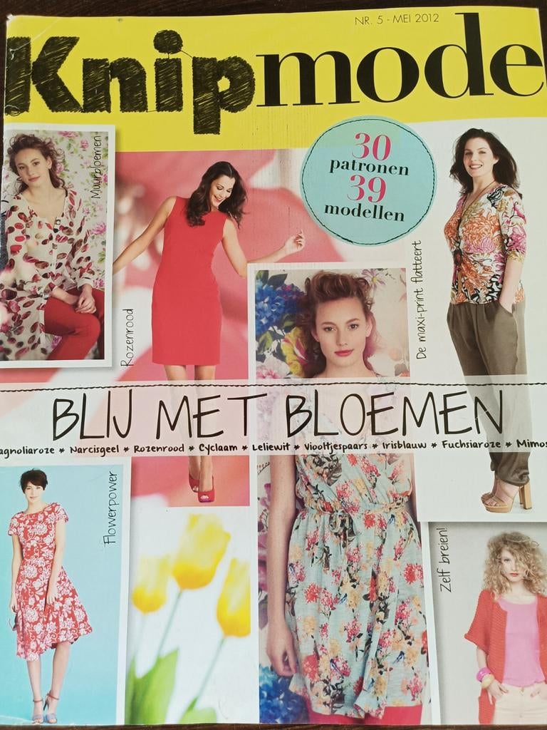 Knipmode mei 2012 met rokkenbijlage, Overige typen, Vrouw, Ophalen of Verzenden, Zo goed als nieuw
