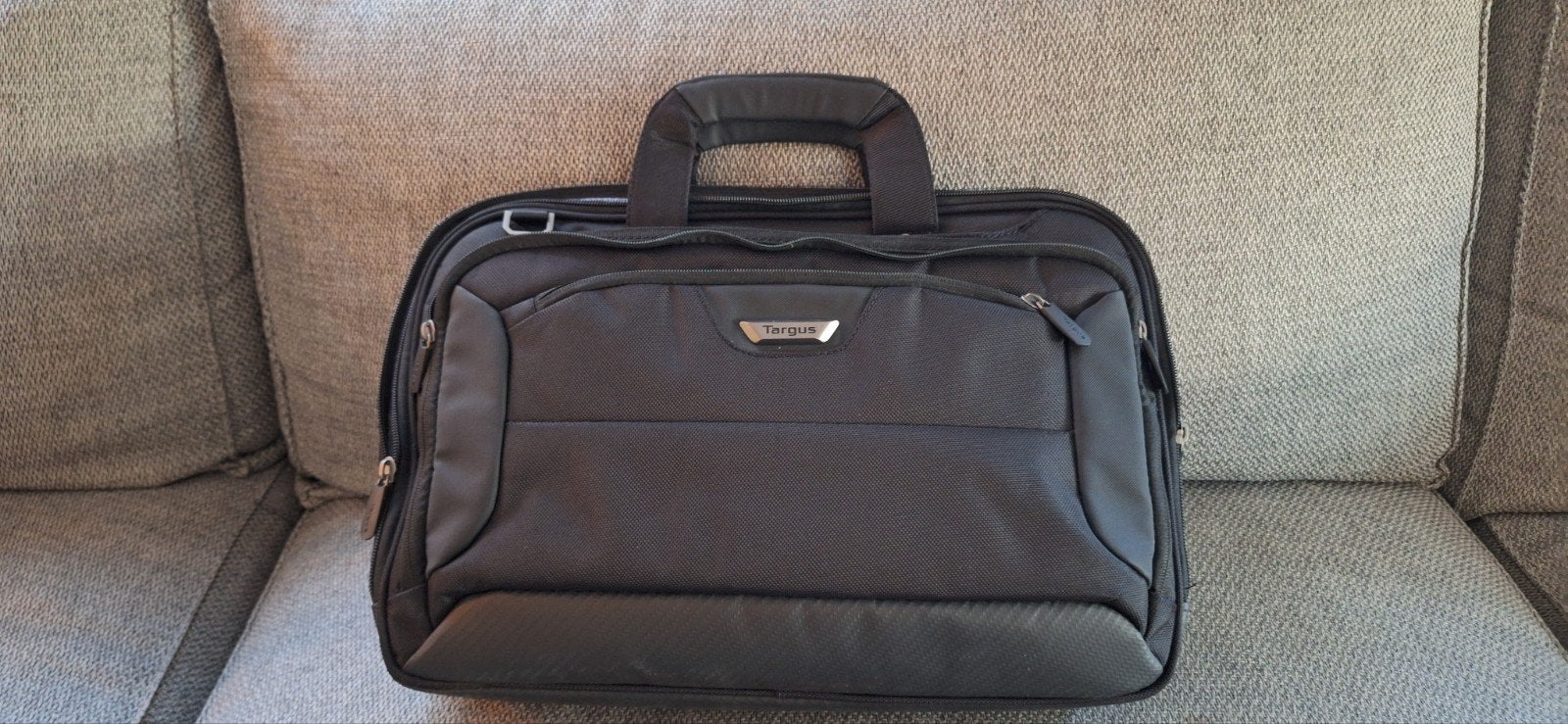 laptoptas Targus, nooit gebruikt, schoudertas, Computers en Software, Ophalen, 17 inch of meer, Nieuw