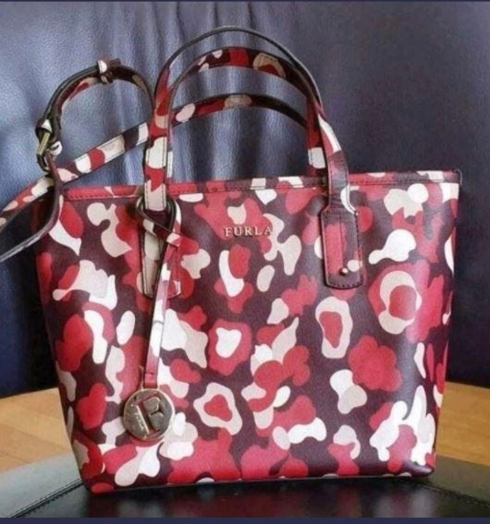 Furla handtas met camouflageprint nieuw, Ophalen of Verzenden, Nieuw, Rood, Handtas