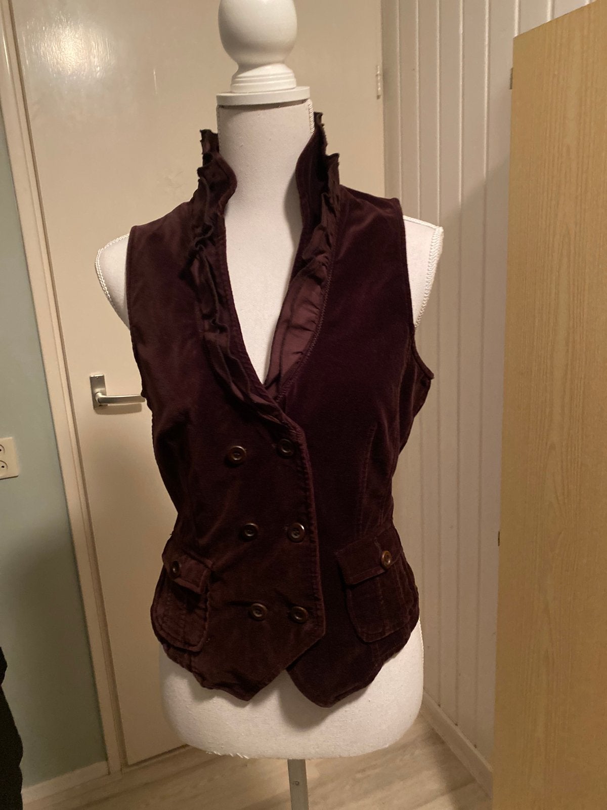 Donkerbruin fluwelen gilet maat 40, Verzenden, Zo goed als nieuw, Maat 38/40 (M), Bruin