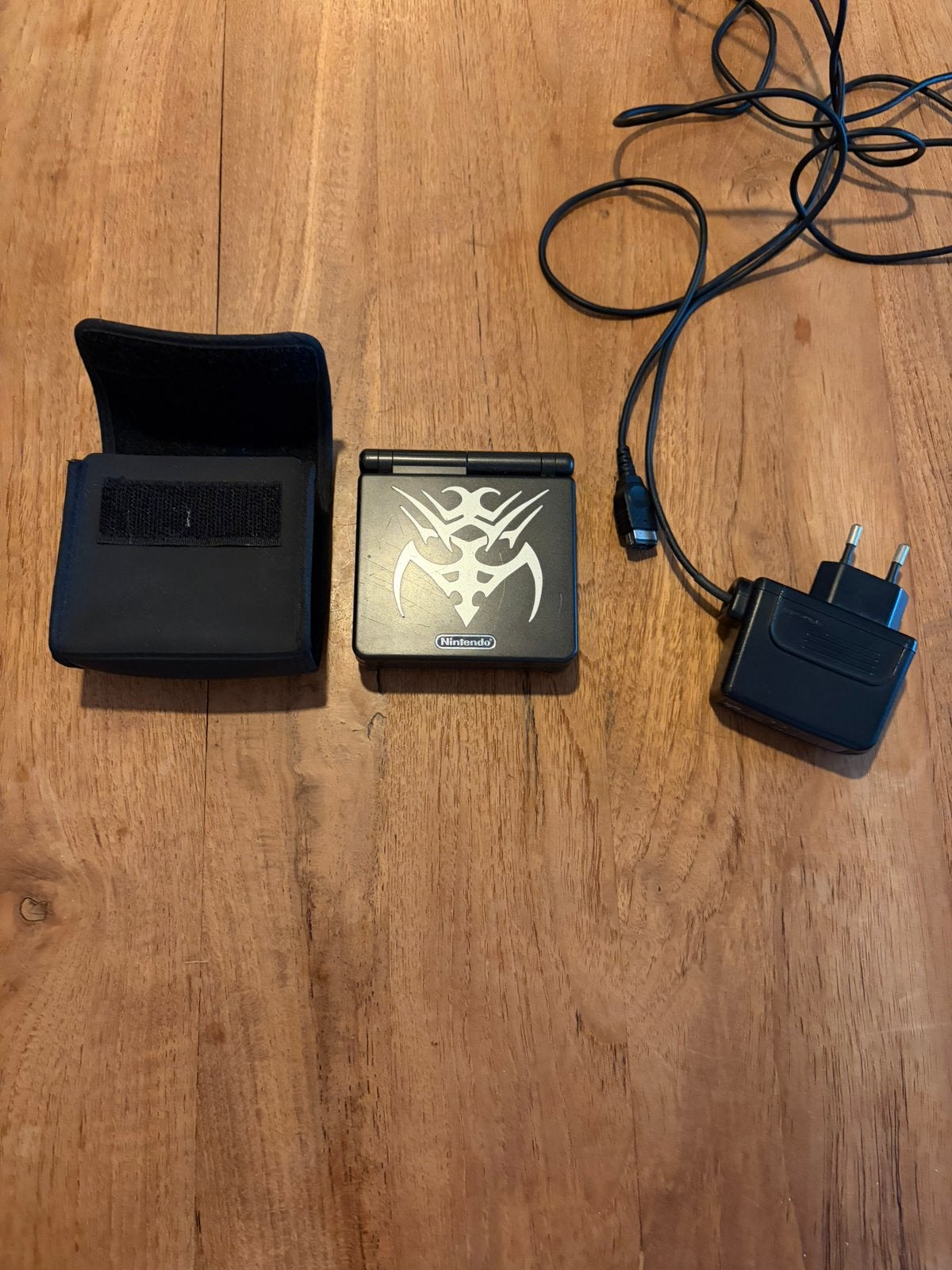 Game Boy Advance SP + Originele Oplader, Case & Spellen, Ophalen of Verzenden, Gebruikt, Game Boy Advance SP