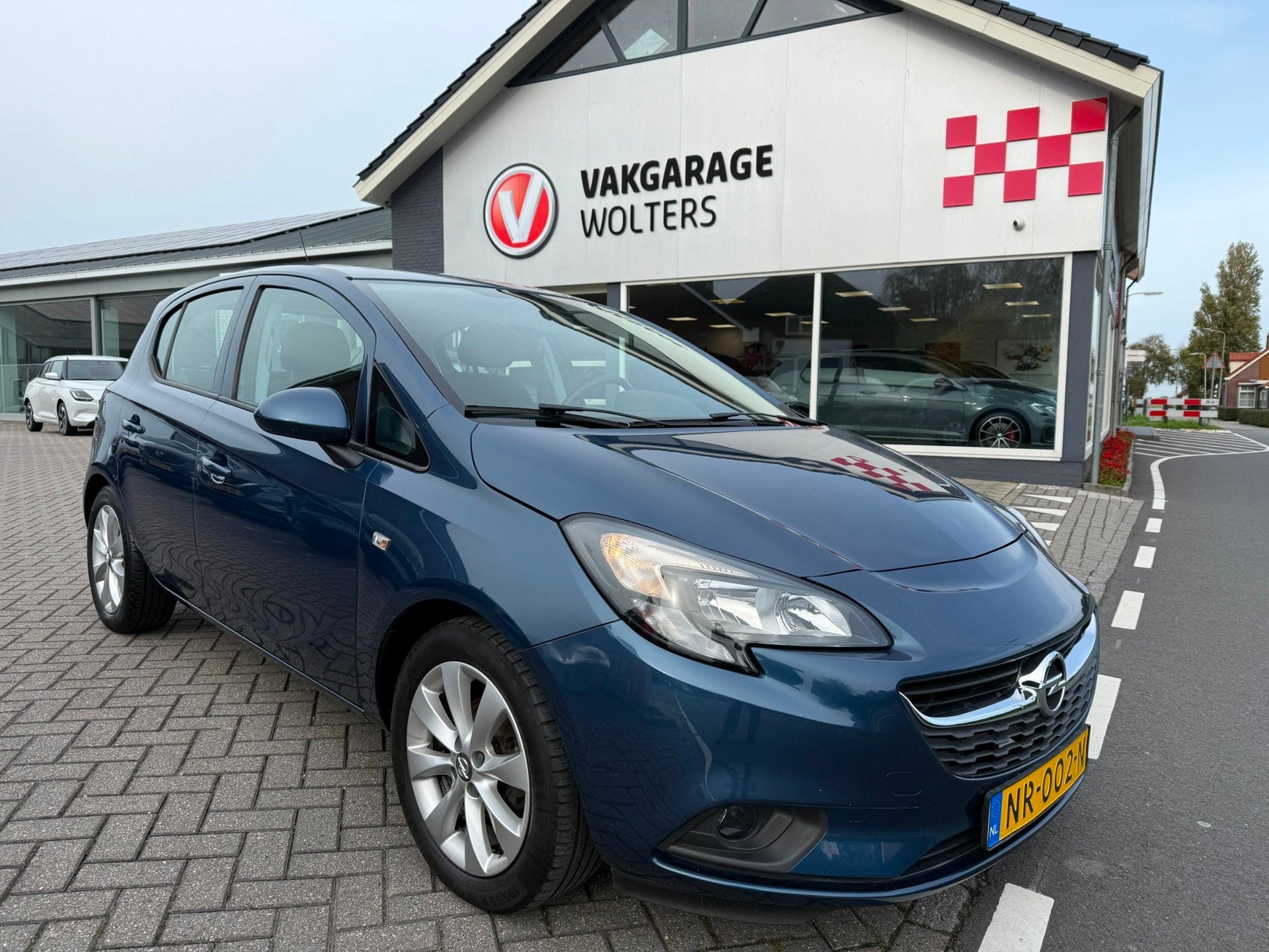 Opel Corsa 1.4 Edition RIJKLAARPRIJS!, Dealer onderhouden, Gebruikt, 4 cilinders, Met garantie (alle)