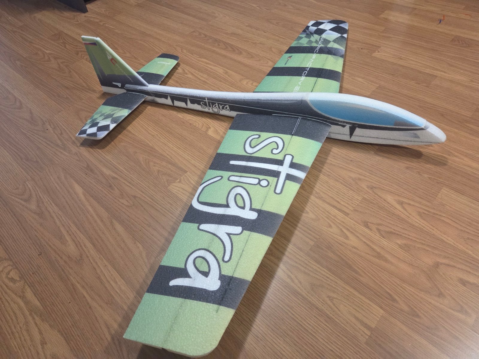 rcfactory stigra hellingzwever, Ophalen, Zo goed als nieuw, RTF (Ready to Fly)
