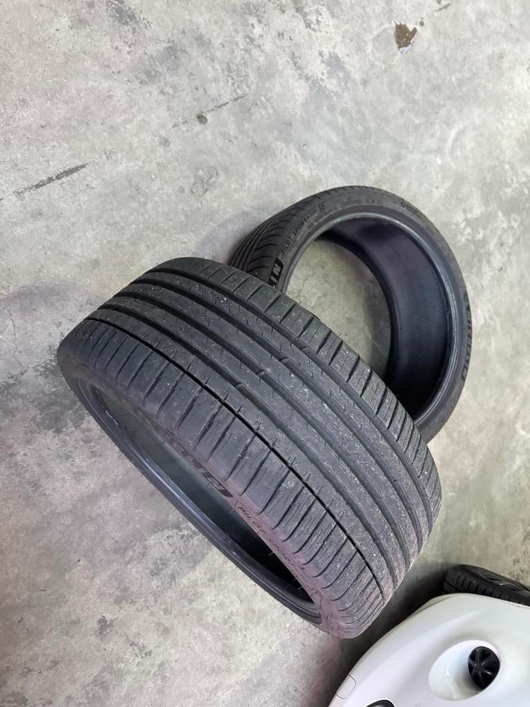 Michelin Pilot Sport 4S 275/35 R22 Zomerbanden, Gebruikt, 275 mm, Ophalen of Verzenden, Band(en)