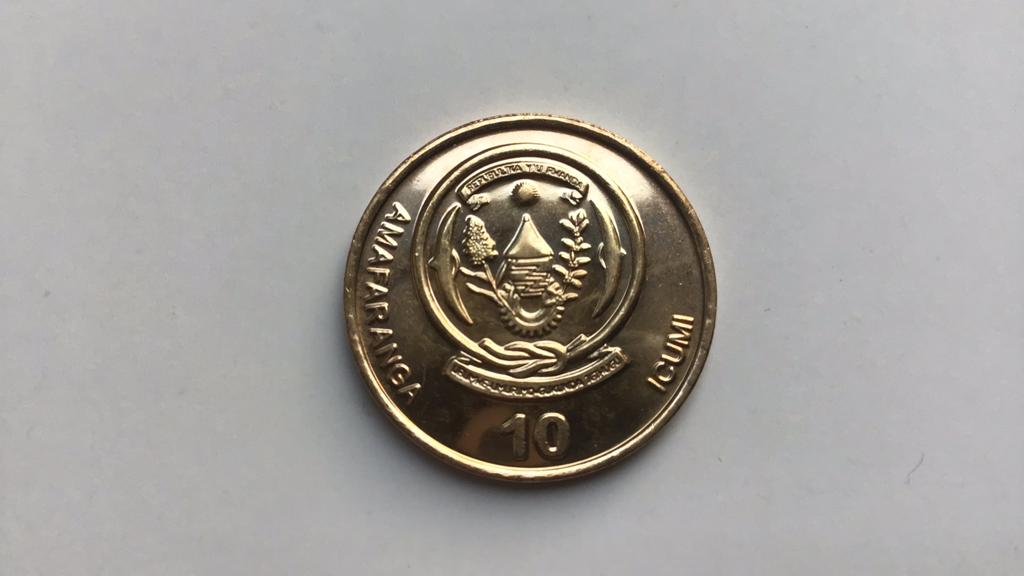 Rwanda 10 francs 2003., Postzegels en Munten, Munten | Afrika, Ophalen of Verzenden