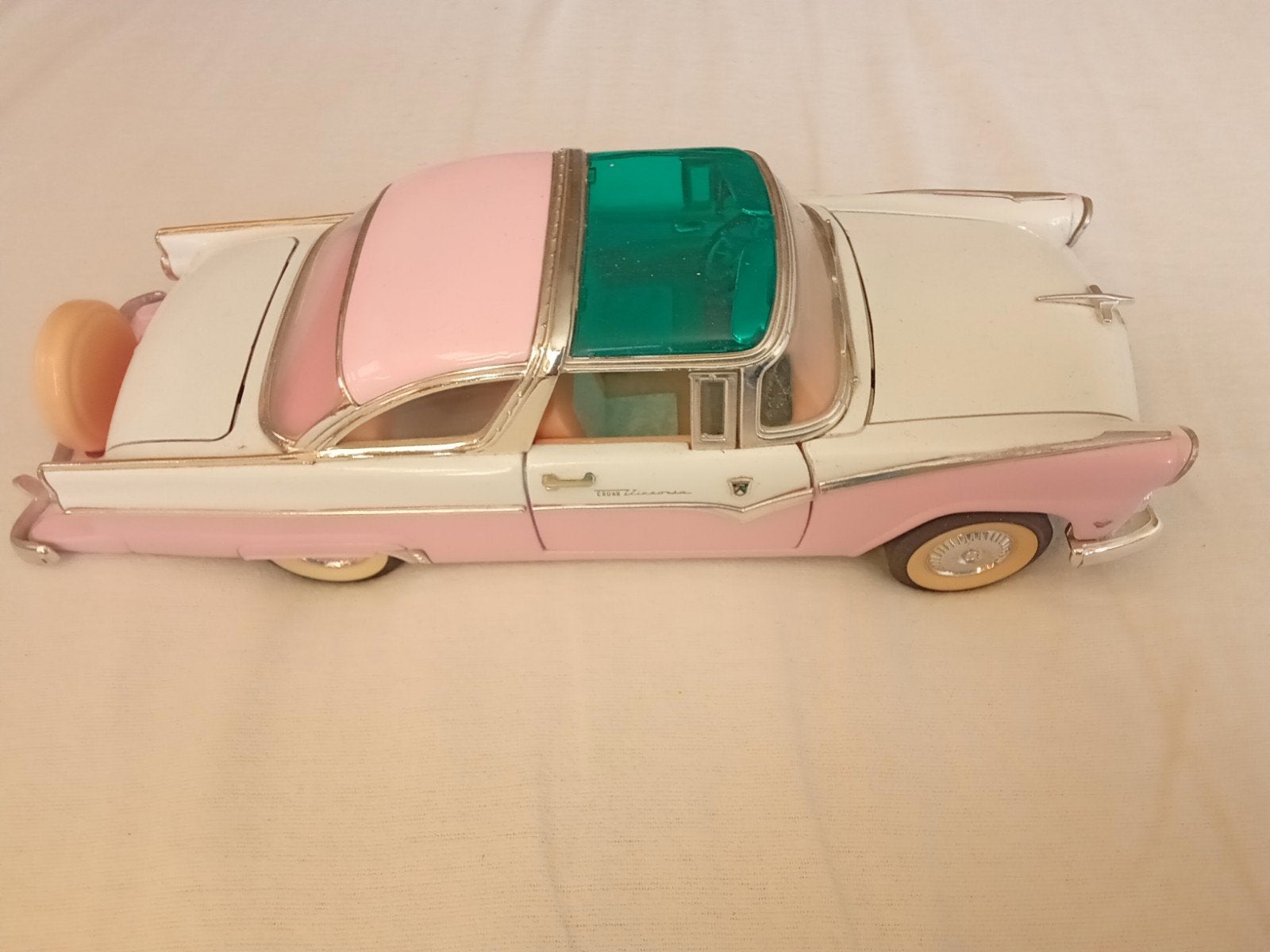 Ford Fairlane Crown Victoria 1956 schaalmodel, Overige merken, Auto, 1:32 tot 1:50, Ophalen of Verzenden
