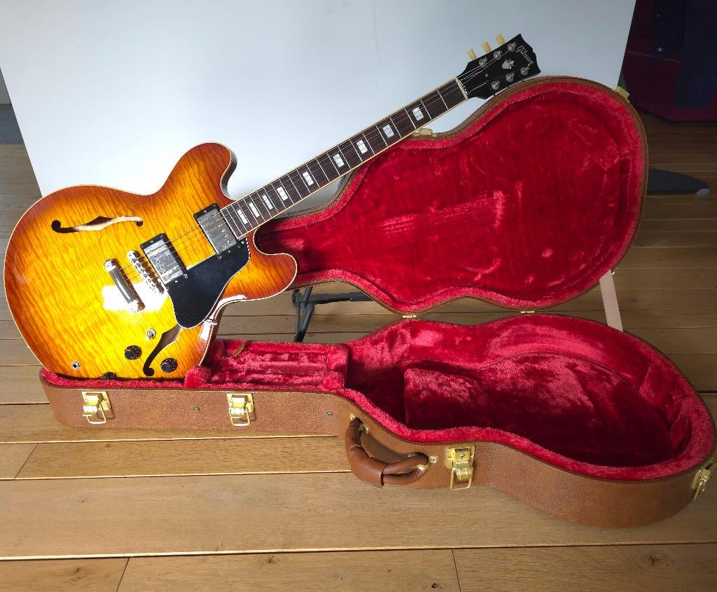 Gibson ES-335 Figured Ice Tea Burst, Muziek en Instrumenten, Ophalen of Verzenden, Zo goed als nieuw, Semi-solid body, Gibson