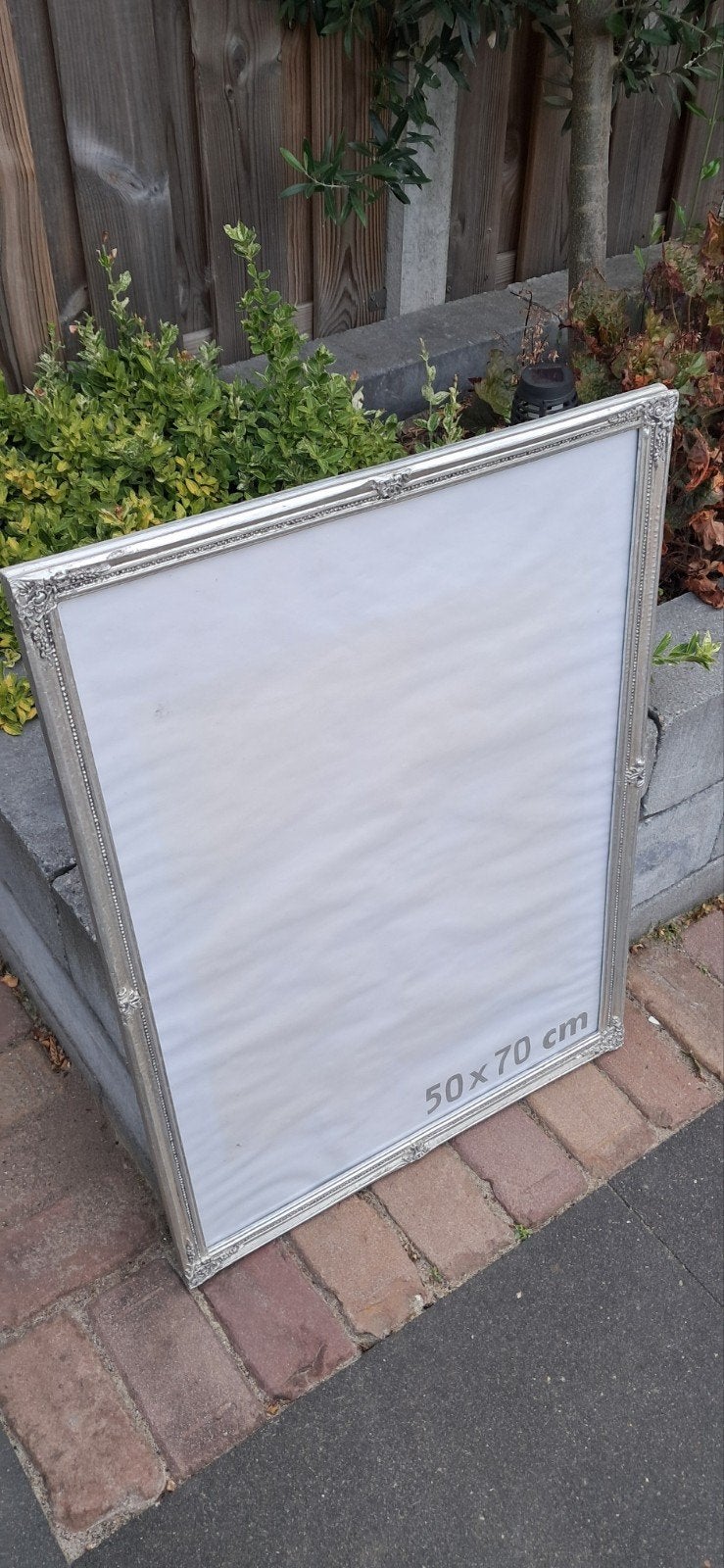 Zilverkleurige fotolijst 50x70 cm met sierrand, Ophalen, Kunststof, Gebruikt, Met sierrand