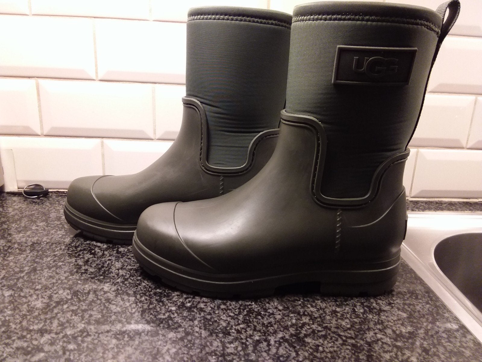 Ugg laarzen.  Droplet boot. Maat 37, Ophalen of Verzenden, Zo goed als nieuw, Groen