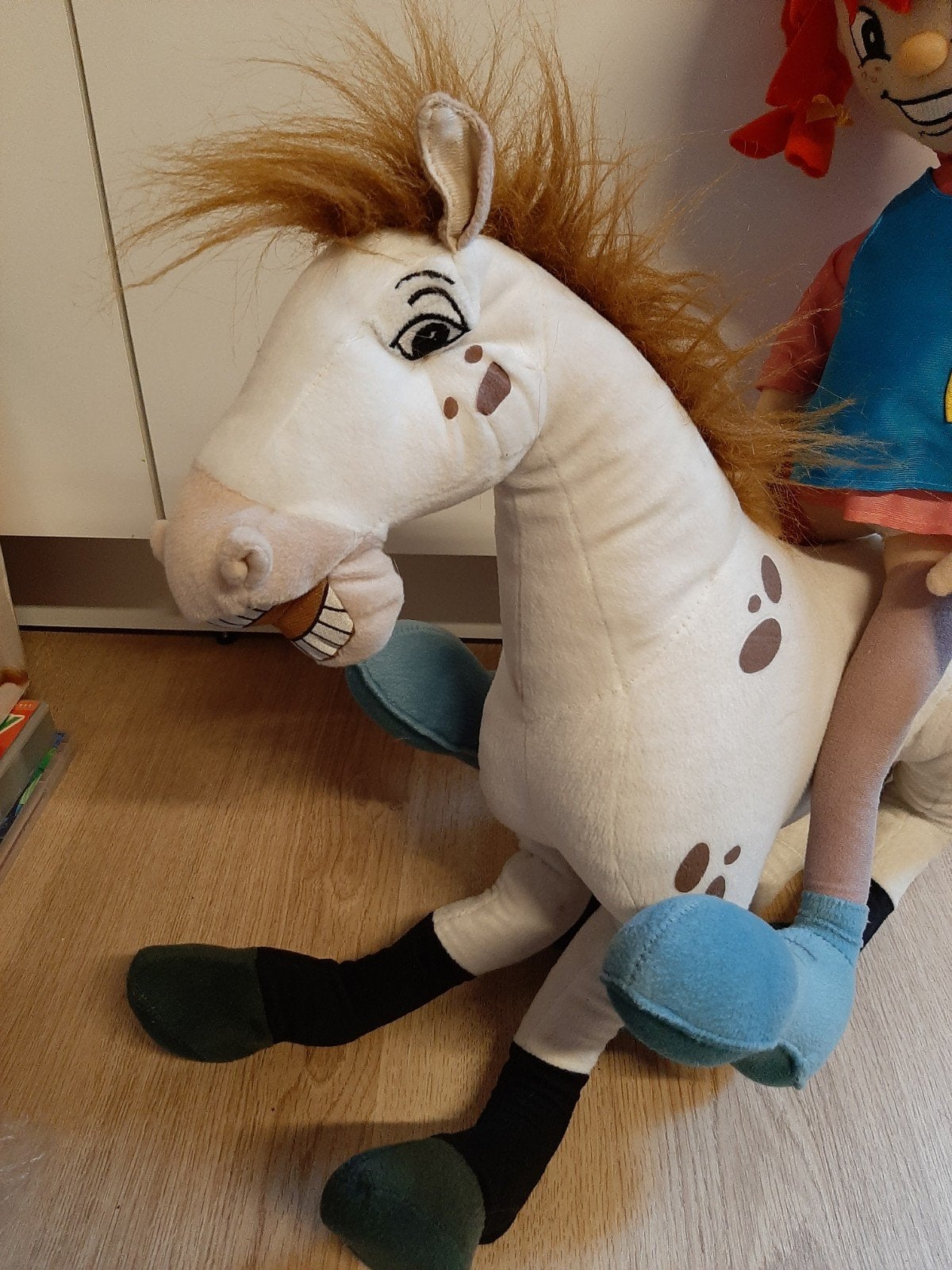 Pippi langkous en witje grote knuffel figuren, Ophalen of Verzenden