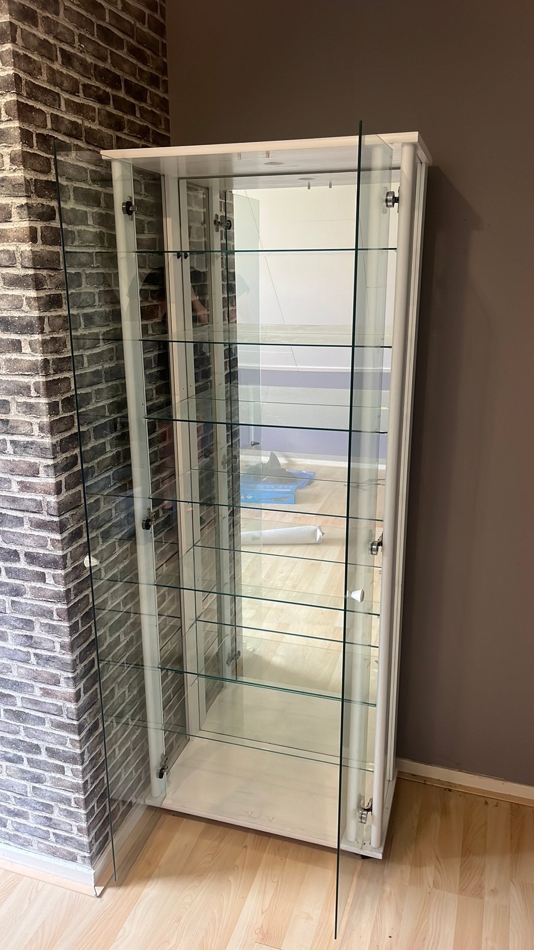 Vitrine kast, Ophalen, 50 tot 100 cm, Zo goed als nieuw, 150 tot 200 cm