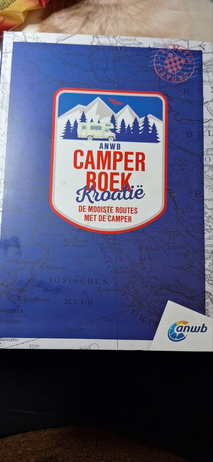 ANWB Camperboek Kroatië - De mooiste routes, Onbekend, Europa, Ophalen of Verzenden, Zo goed als nieuw