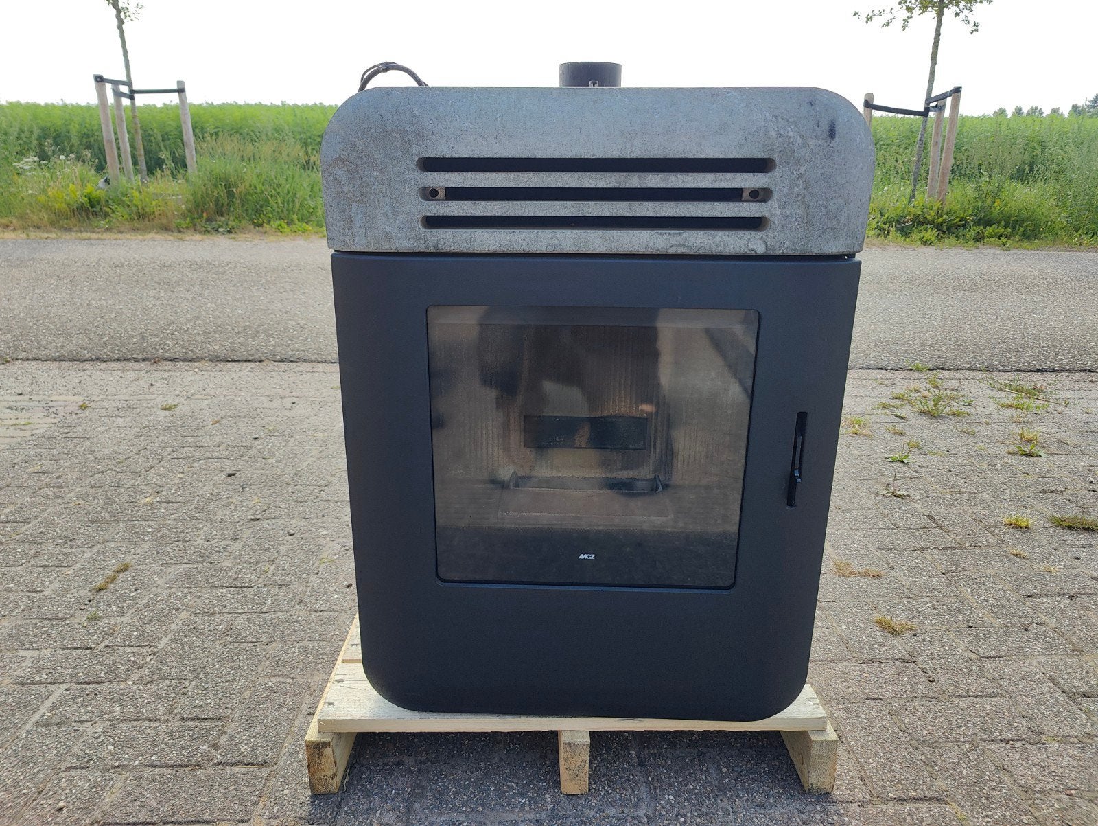 MCZ Thema Air Pelletkachel - Zo goed als nieuw, Huis en Inrichting, Kachels, Ophalen of Verzenden, Pelletkachel, Info@mcz.it, Vrijstaand