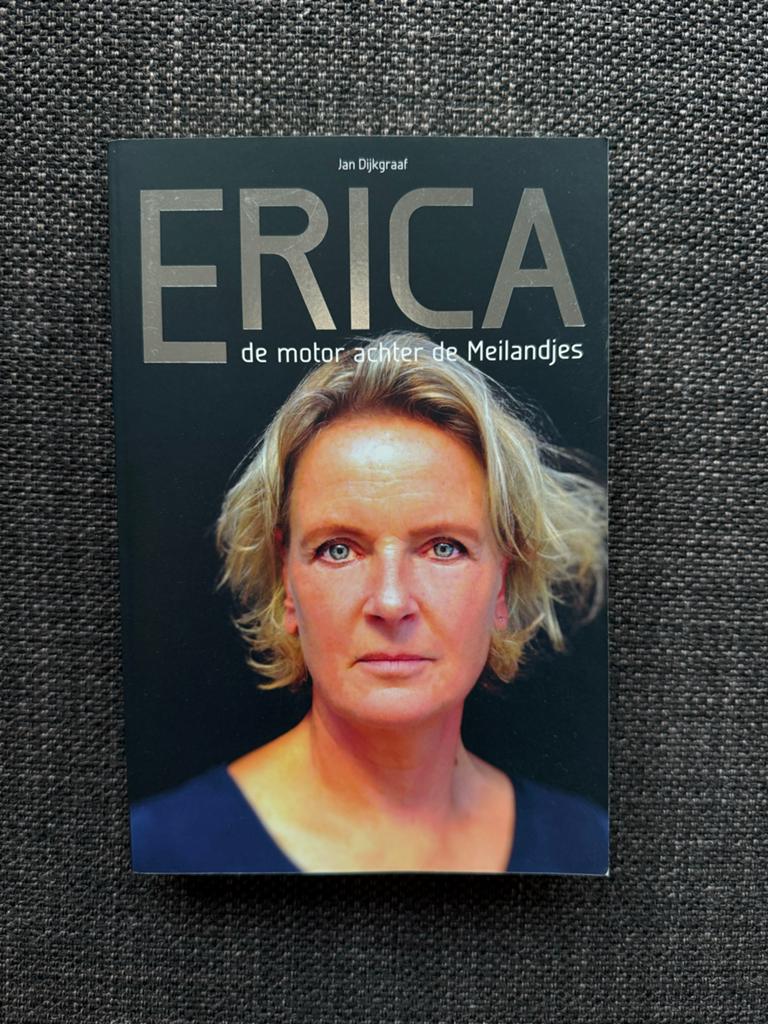 Boek ‘Erica’ Meiland - schrijver Jan Dijkgraaf, Boeken, Biografieën, Ophalen of Verzenden, Zo goed als nieuw, Overige