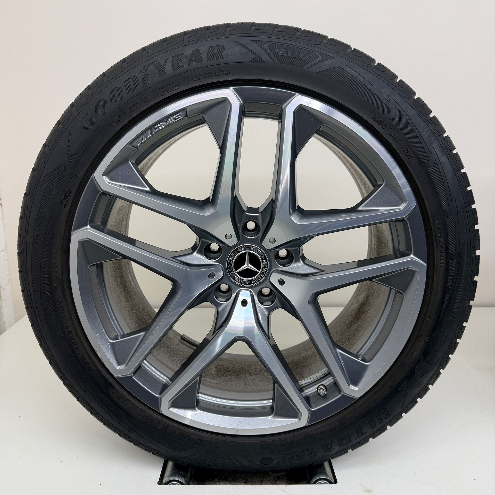 Mercedes G klasse - 21 inch - winterbanden, Gebruikt, 275 mm, Banden en Velgen, Personenwagen