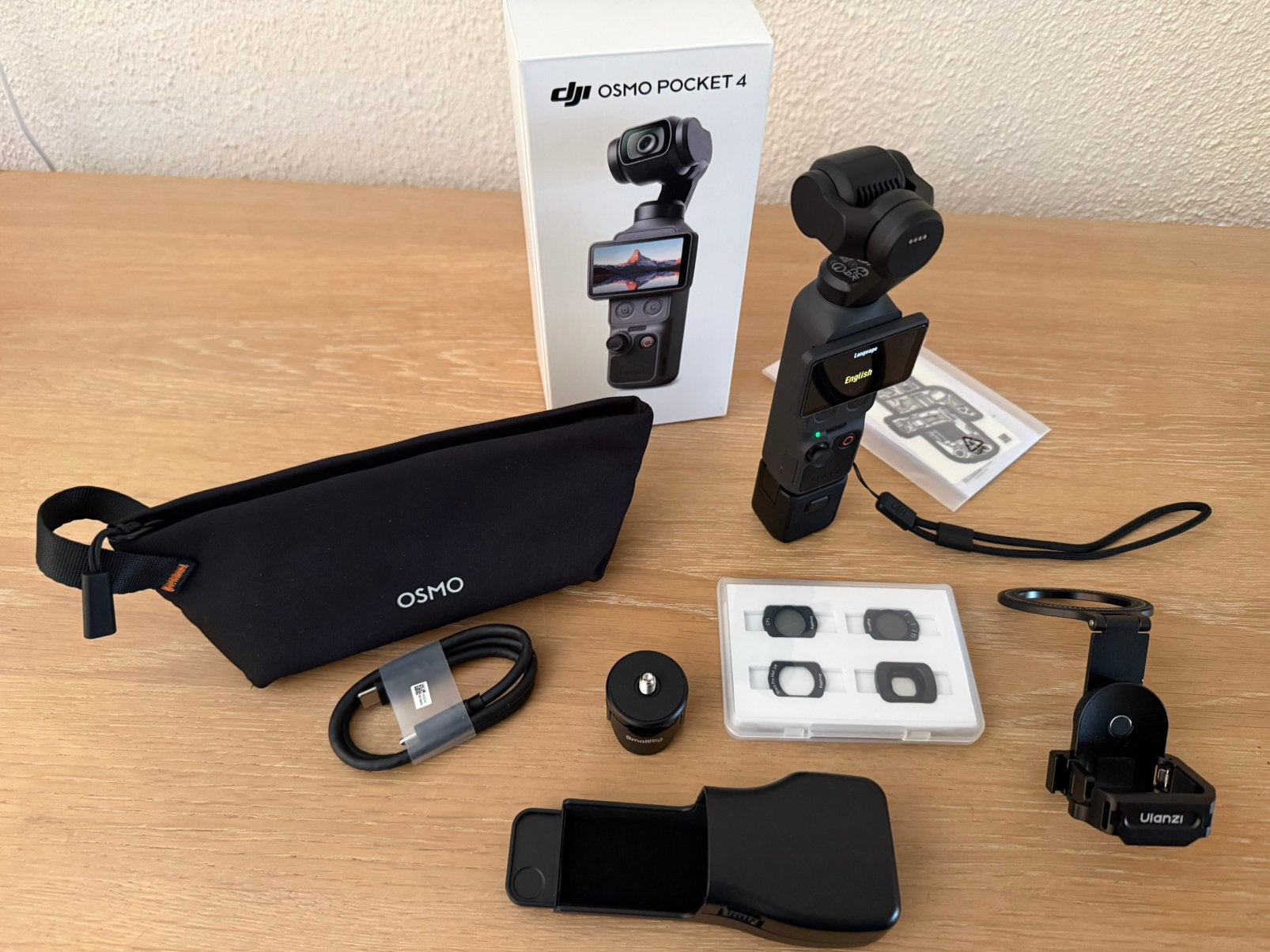 DJI Osmo Pocket 4 - Nieuwstaat met accessoires en garantie, Minder dan 8x, Zo goed als nieuw, Geheugenkaart, Camera