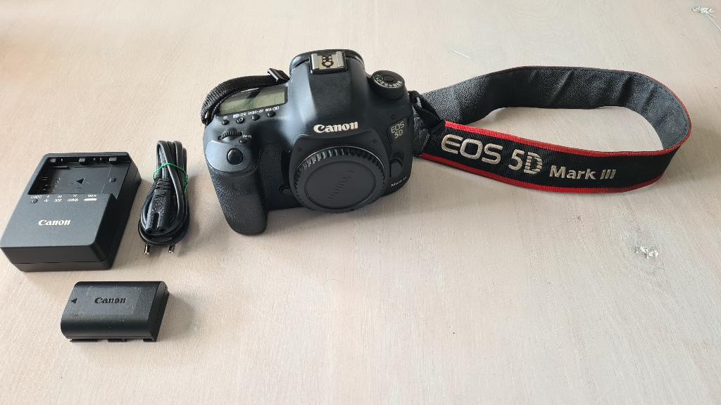 Canon EOS 5D Mark III, Audio, Tv en Foto, Fotocamera's Digitaal, Ophalen, Gebruikt, Spiegelreflex, Canon