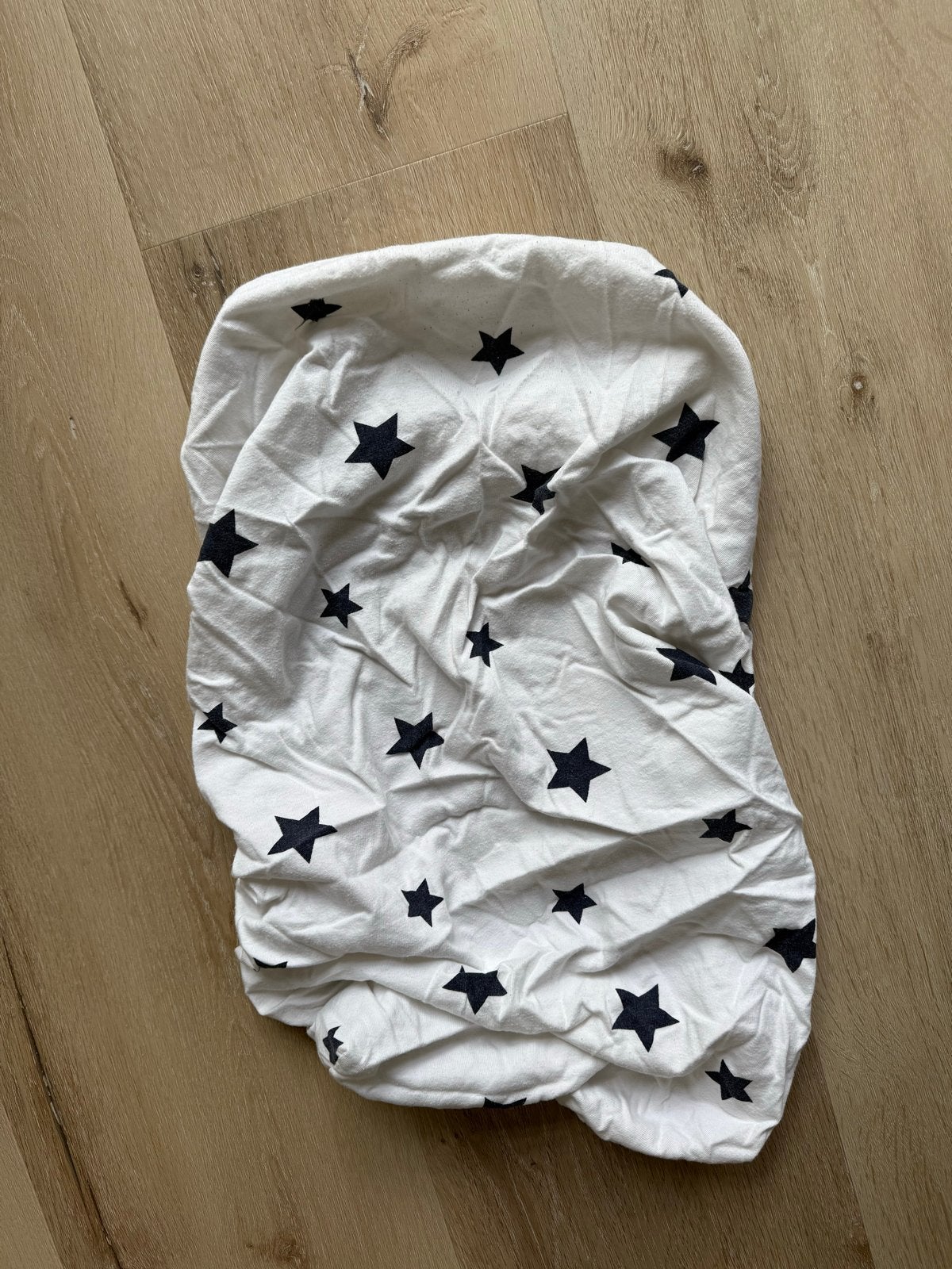 Hoeslaken met sterrenpatroon voor wieg, Gebruikt, Overige merken, Jongetje of Meisje, Ophalen of Verzenden