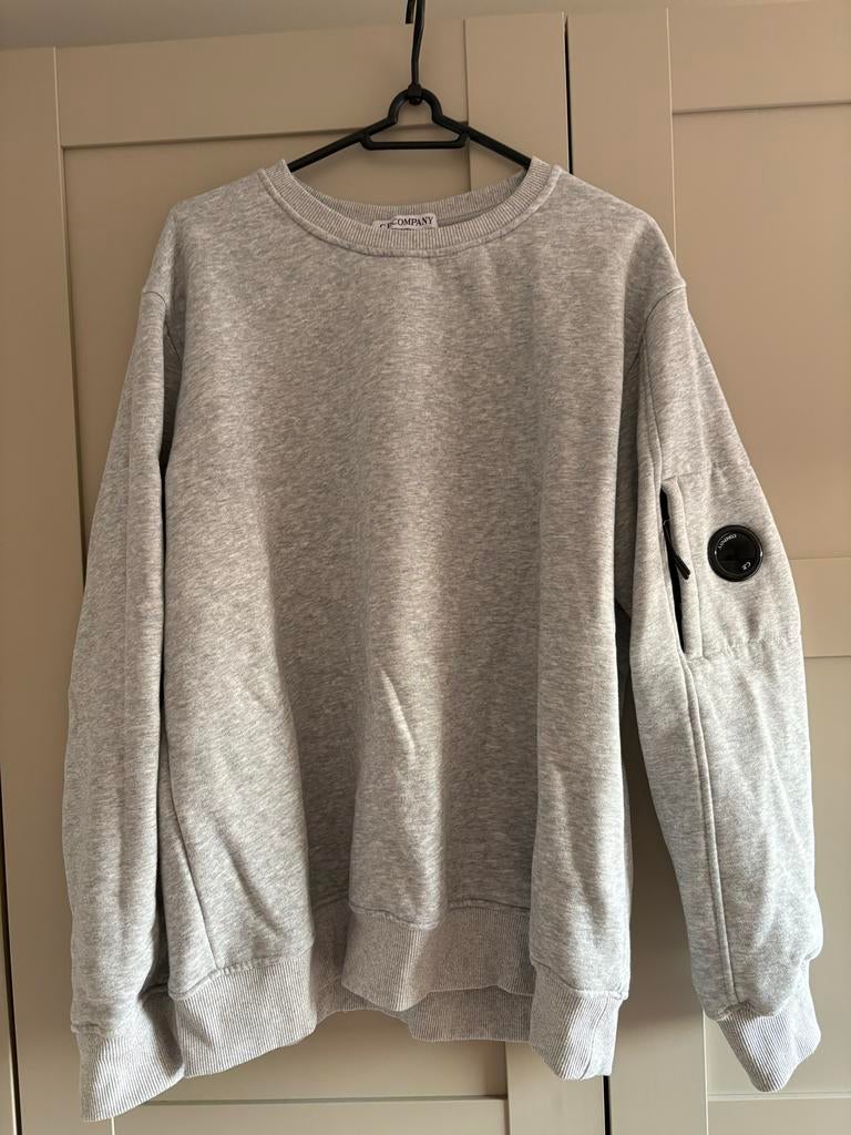 C.P. Company Trui - Stijlvolle en Comfortabele Sweater, Ophalen of Verzenden, Nieuw, Maat 48/50 (M), Grijs