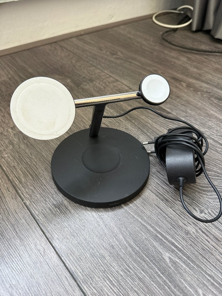 Belkin BoostCharge Pro 3-in-1 draadloze oplader MagSafe, Telecommunicatie, Mobiele telefoons | Telefoon-opladers, Ophalen, Gebruikt