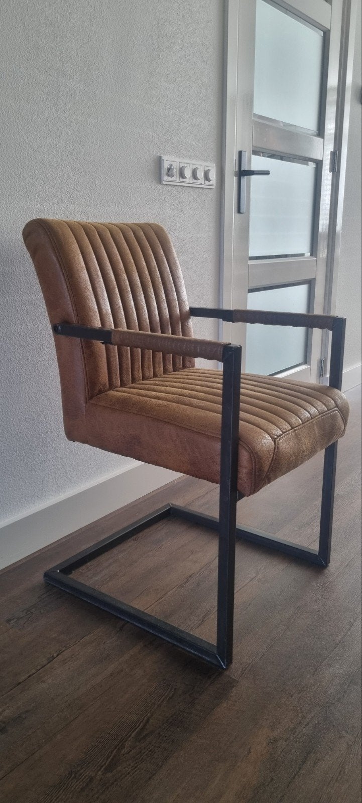 Set 3x Industriële Eetkamerstoelen met bank., Huis en Inrichting, Ophalen, Gebruikt, Stof, Industrieel