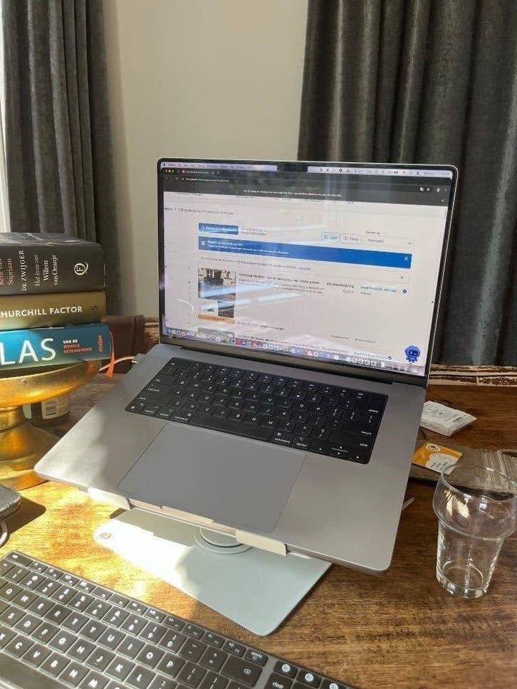 MacBook Pro 16 inch 2023 - M2 Pro - 16GB - 512GB SSD, Qwerty, 512 GB, Zo goed als nieuw, 16 inch