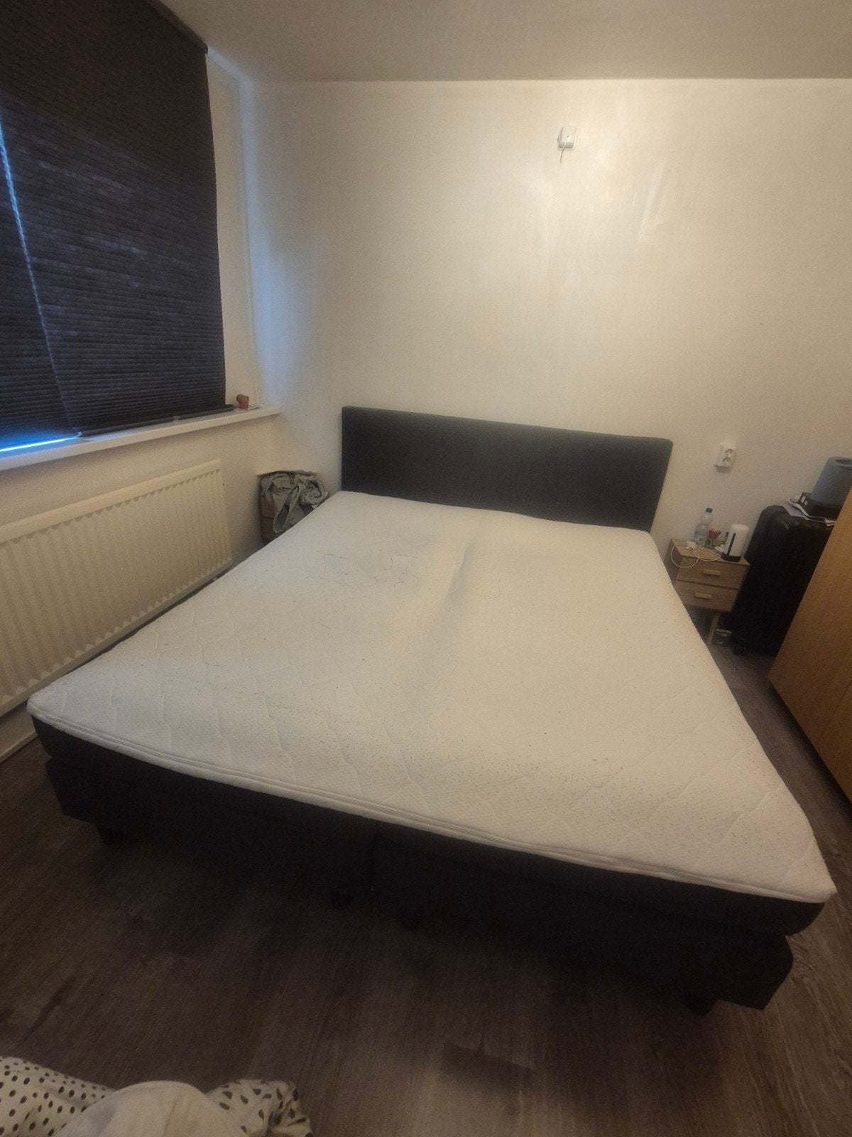 Tweepersoons boxspring bed met hoofdbord 180x200, Ophalen, Gebruikt, Tweepersoons, 180 cm