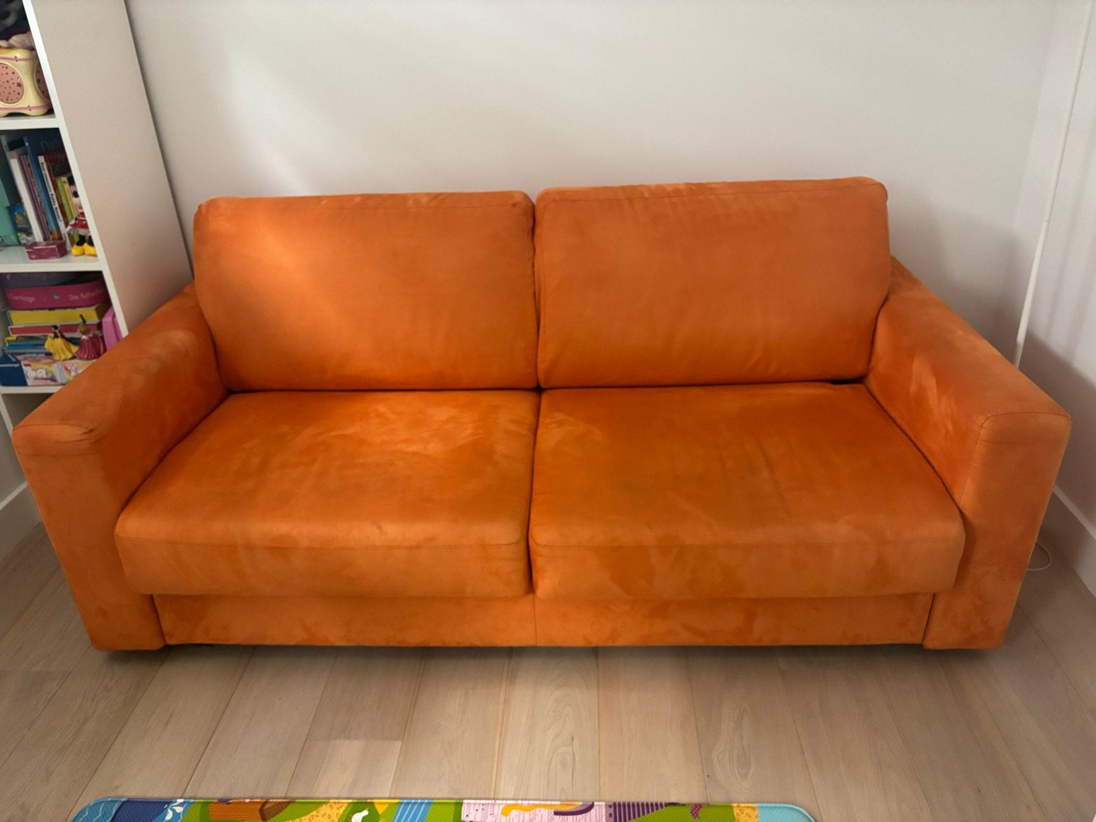 Oranje slaapbank met tweepersoonsbed en matras, Tweepersoons, Oranje, Ophalen of Verzenden, Zo goed als nieuw