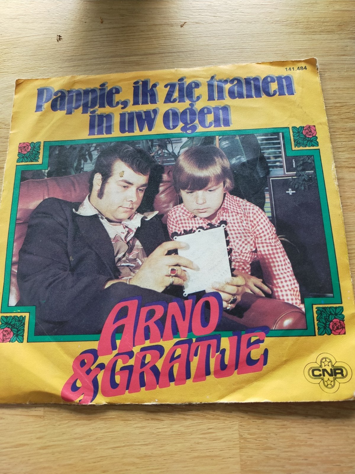 Arno & Gradje , pappie ik zie tranen in uw ogen, Cd's en Dvd's, Vinyl Singles, Ophalen of Verzenden, Zo goed als nieuw, Nederlandstalig