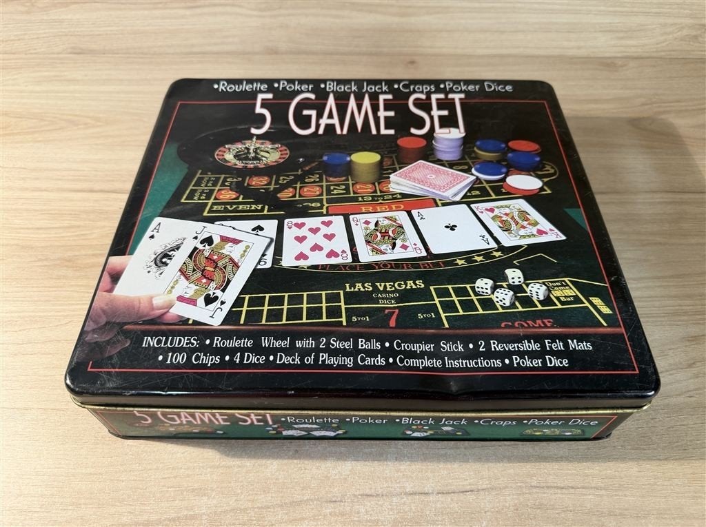 5 Game set - poker Roulette - s6153, Hobby en Vrije tijd, Gezelschapsspellen | Bordspellen, Verzenden, Zo goed als nieuw