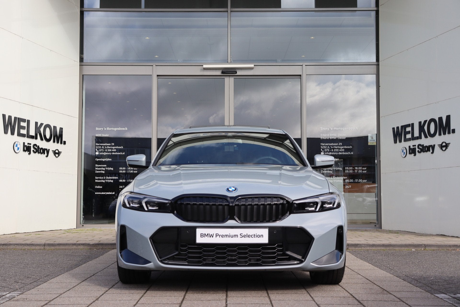 BMW 3 Serie 330e M Sport Automaat / Trekhaak / Schuif-kantel, Achterwielaandrijving, 4 cilinders, Met garantie (alle), Bedrijf