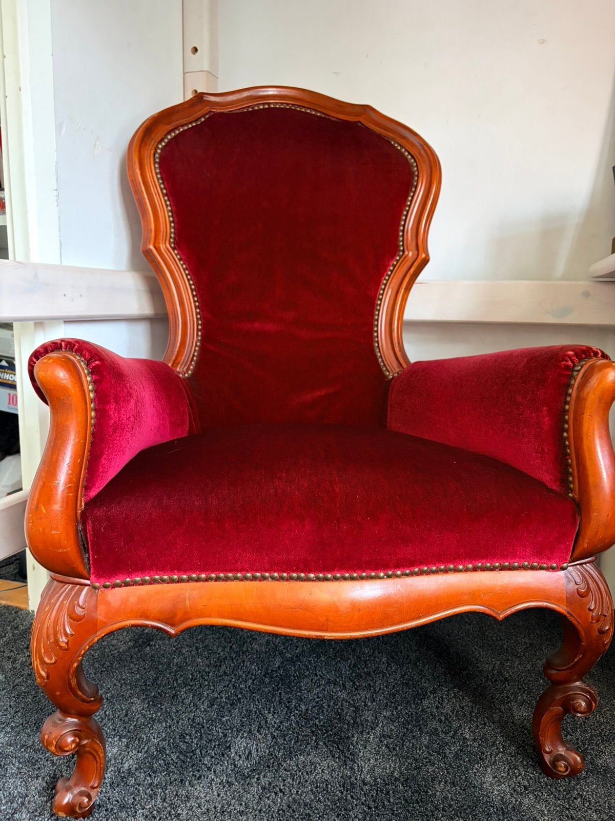 Fauteuil bordeaux rood, Ophalen