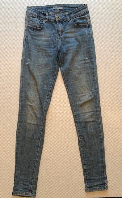 Jeans broek van Lexxury , maat 36 zgan (R148), Kleding | Dames, Blauw, Ophalen of Verzenden, Zo goed als nieuw, W28 - W29 (confectie 36)