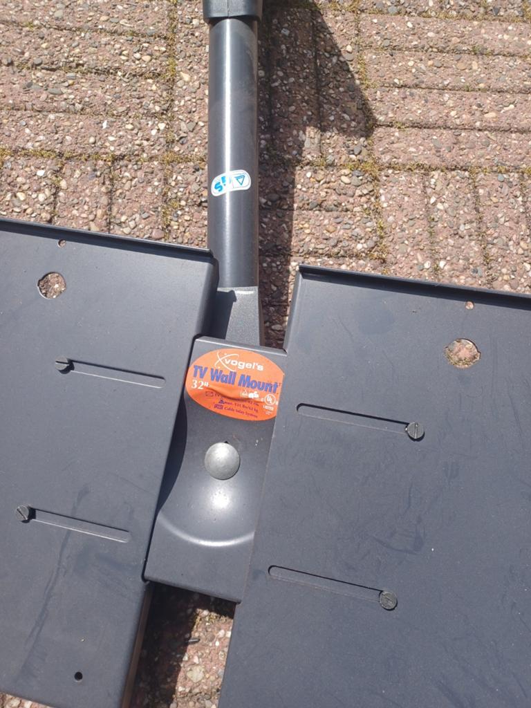 Vogel's TV Wandbeugel - Stevige Muurbevestiging, Ophalen, Gebruikt