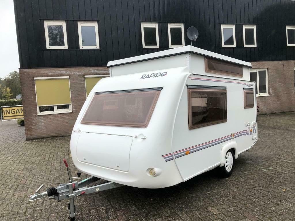 Rapido 32 RLJ 2-persoons hefdakcaravan, Particulier