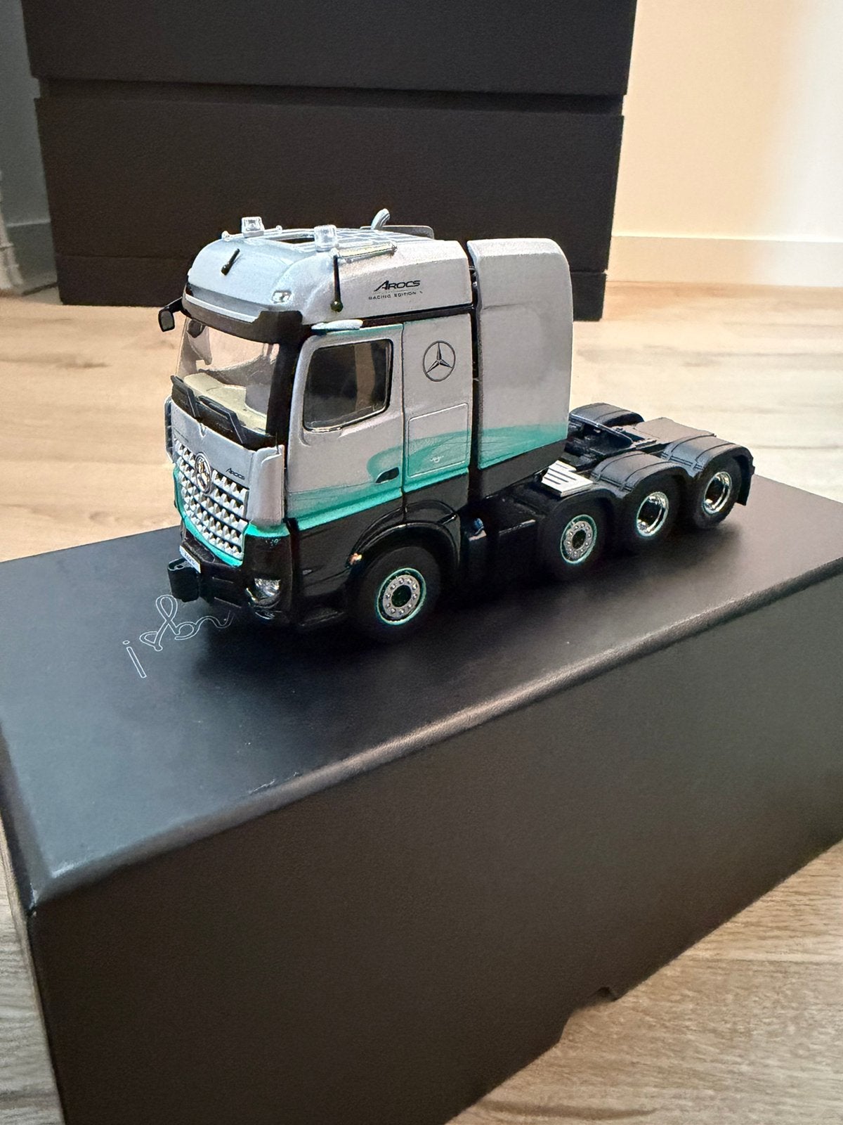 Mercedes-benz AROCS SLT BIGSPACE 8x4 RACING EDITION 1., Ophalen of Verzenden, Nieuw, Bus of Vrachtwagen, Overige merken