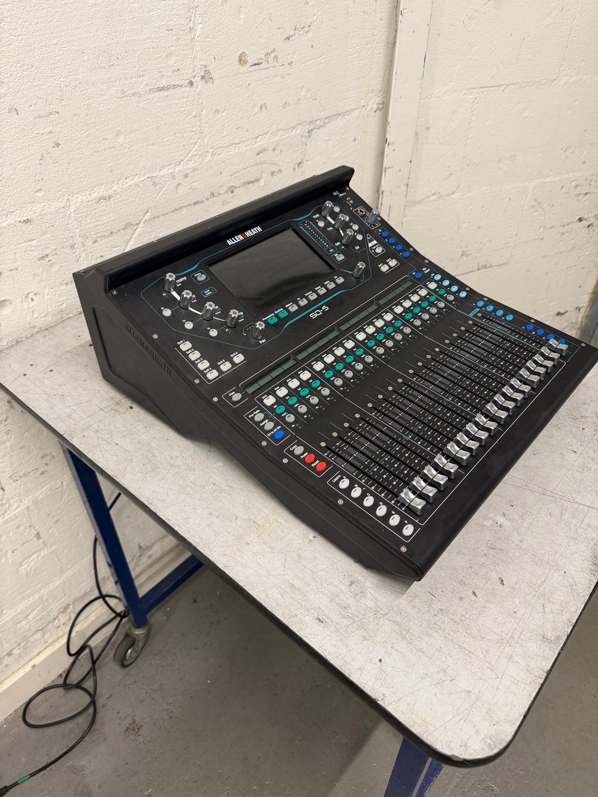 Allen & Heath SQ-5 Digitale Mixer - Zo goed als nieuw, Ophalen, Zo goed als nieuw, 20 kanalen of meer, Microfooningang