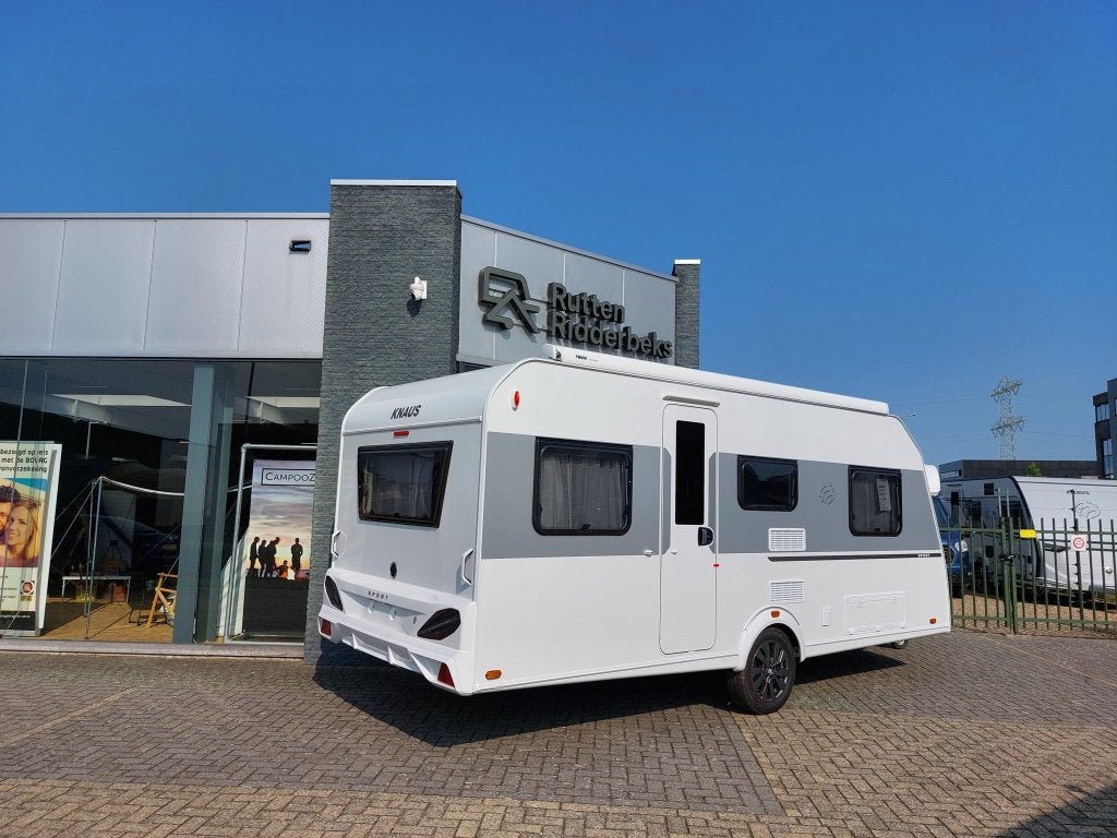 Knaus Sport 500 EU, Caravans en Kamperen, Caravans, Standaardzit, Bedrijf, Overige typen, 5 tot 6 meter