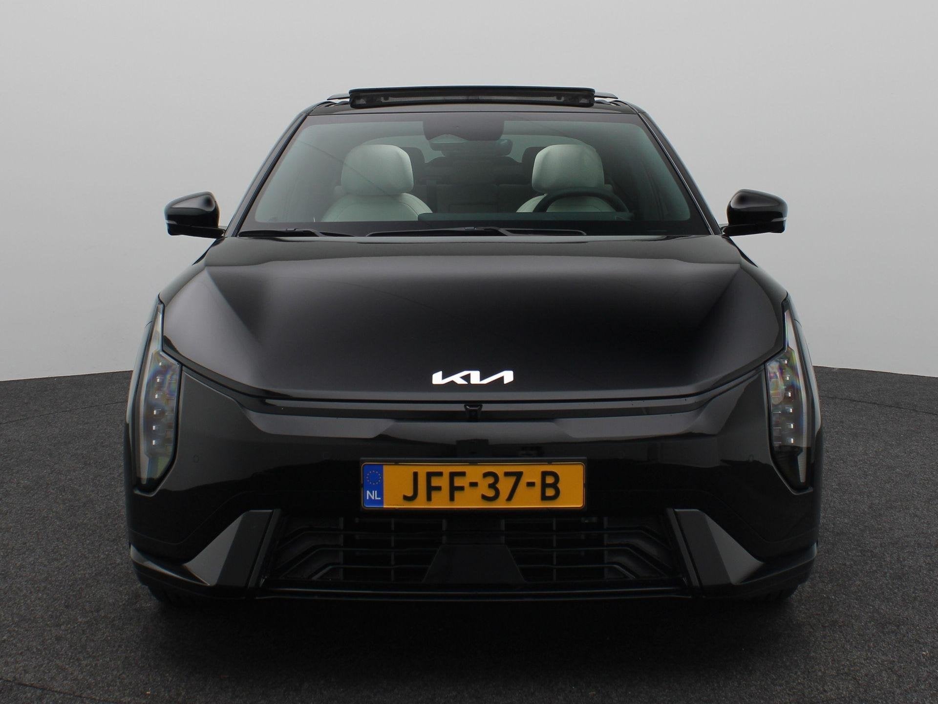 Kia EV4 GT-PlusLine 81.4 kWh FASTBACK | DEMO | * Trekhaak *, Auto's, Kia, Zwart, Origineel Nederlands, 584 km, 204 pk