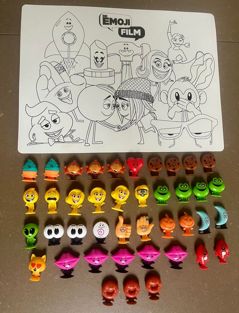 Plus Emoji movie - emoji pennen en placemat, Verzamelen, Supermarktacties, Plus, Ophalen of Verzenden