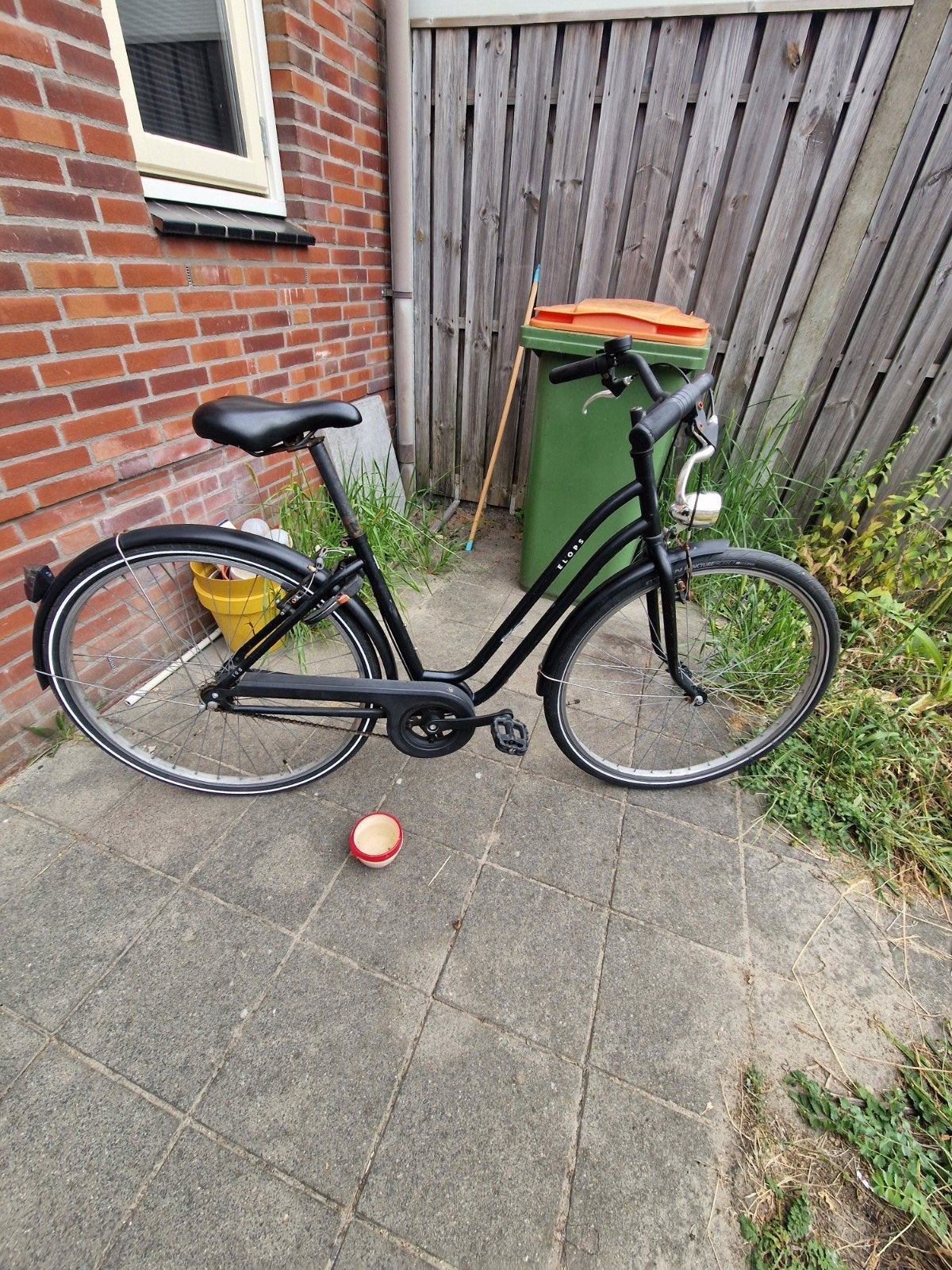 damesfiets , nieuwe koplamp en achter band, Ophalen, Gebruikt, Velgrem, Handrem